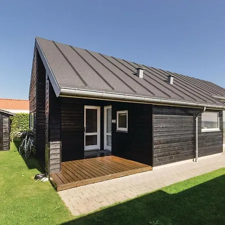 Two-bedroom In Bjert Casa de Férias *