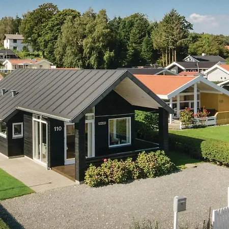 Two-bedroom In Bjert *