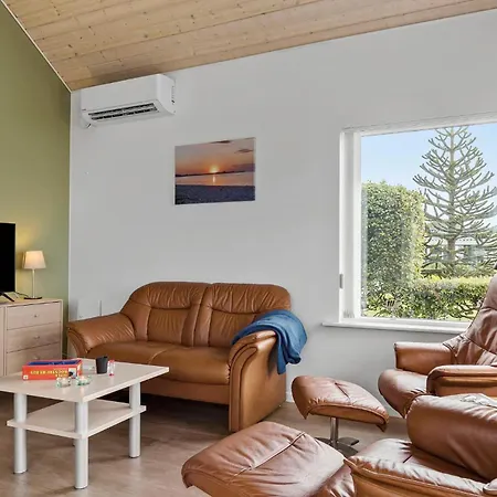 Casa de Férias Two-bedroom In Bjert *