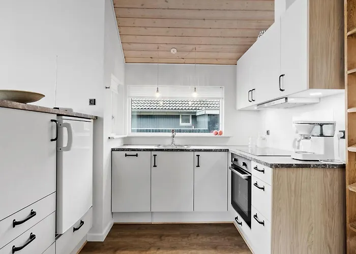 Two-bedroom In Bjert *