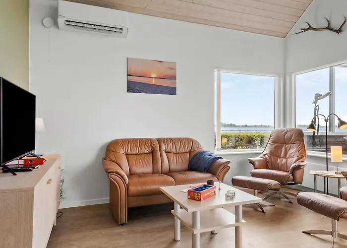 Two-bedroom In Bjert Abjerg